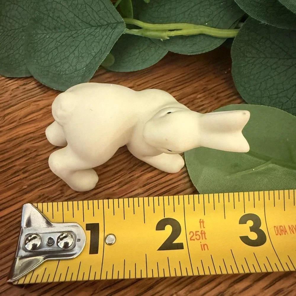Department 56 Easter Bunny Vintage Spring Rabbit Figurine -RARE Turned head pose